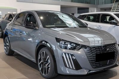Peugeot 208 GT eDCS 1.2 mHEV