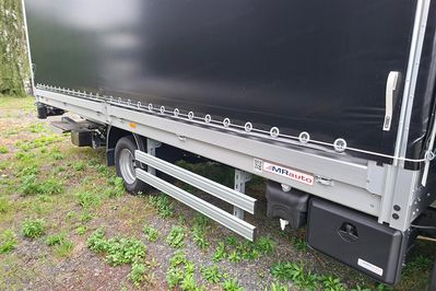 Iveco Daily 70C18 Hi-Matic Zabudowa 15EP + Winda