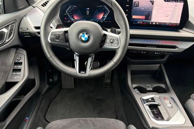 BMW Seria 2 220i mHEV aut