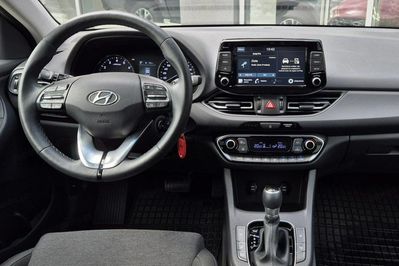 Hyundai i30 1.5 T-GDI 48V Smart DCT
