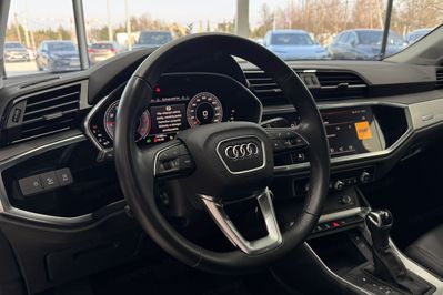 Audi Q3 35 TFSI mHEV S-Line S tronic