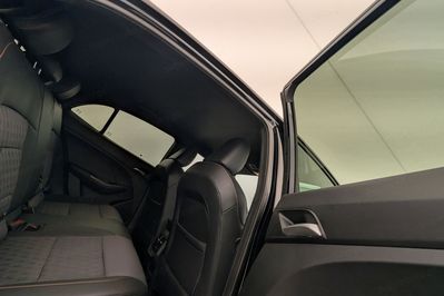 MG 3 Exclusive 1.5 Hybrid+ AT