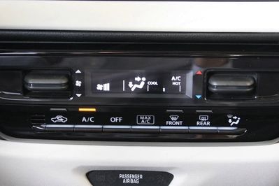 Suzuki Swift Premium Plus 1.2 Dualjet SHVS