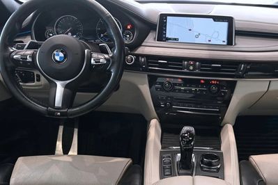 BMW X6 M50D