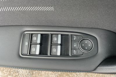 Renault Captur Esprit Alpine 1.6 E-Tech Hybrid AT