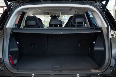 Hongqi HS3 1.5T FWD