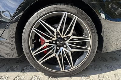 Kia Stinger GT 3.3 T-GDI V6  AWD