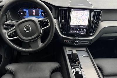 Volvo XC60 B5 B AWD Plus Dark