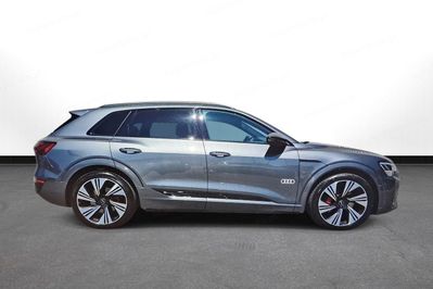 Audi Q8 Q8 e-tron 55 114kWh quattro S Line