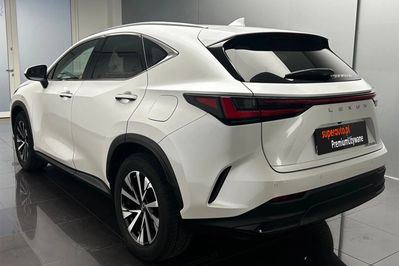 Lexus NX 350h Prestige 2WD