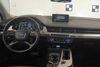 Audi Q7 e-tron 3.0 TDI quattro Tiptr.