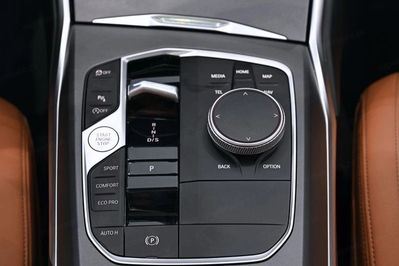 BMW Seria 3 318i aut