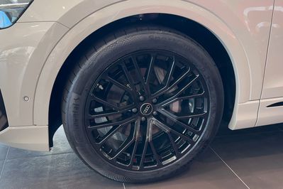 Audi Q8 50 TDI quattro S line