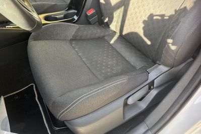 Toyota Corolla Comfort 1.8 Hybrid
