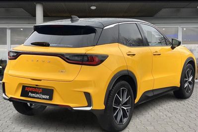 Lexus LBX Hybrid Cool