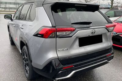 Toyota RAV4 GR Sport 2.5 Hybrid Dynamic Force