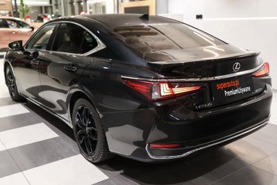 Lexus ES 300h Elegance