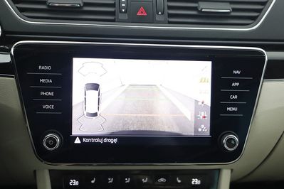 Skoda Superb 2.0 Tdi Scr L&K Dsg