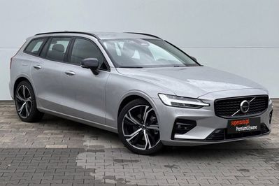 Volvo V60 B4 B Plus Dark