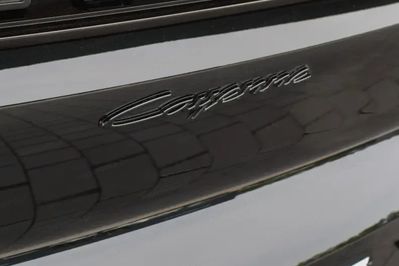 Porsche Cayenne Coupe E-Hybrid Black Edition