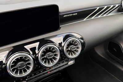 Mercedes Klasa A 35 AMG 4-Matic