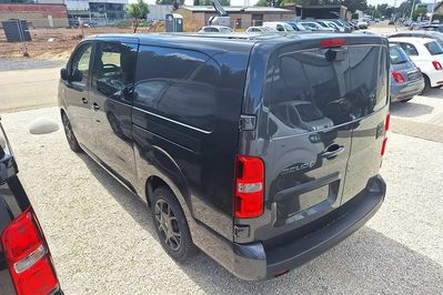 Fiat Scudo XL L2H1 EAT8 Zabudowa Brygadowa