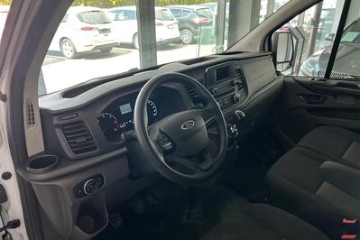 Ford Transit Custom Kombi L1H1