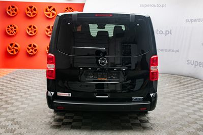 Opel Zafira Life Extra Long L2H1 Business AT8