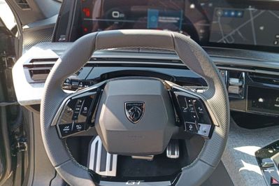 Peugeot 5008 GT 1.2 mHEV e-DCS6