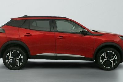 Peugeot 2008 ALLURE 1.2 PureTech