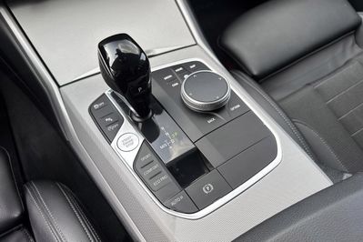 BMW Seria 3 318i