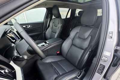 Volvo V60 T6 AWD Plug-In Hybrid Plus Bright aut