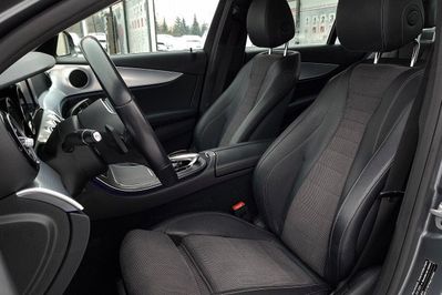 Mercedes E Klasa 220 d 4MATIC