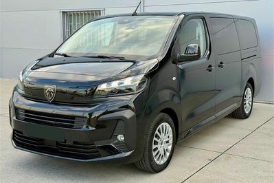 Peugeot Traveller Long L2H1 Business EAT8