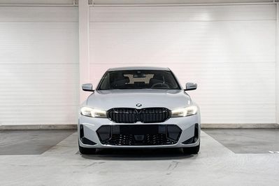 BMW Seria 3 330i xDrive M Sport