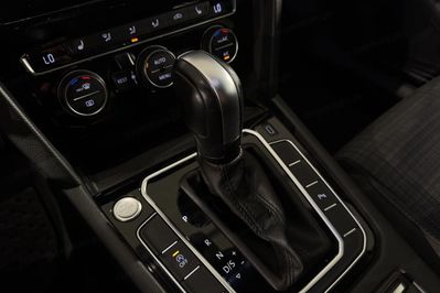 Volkswagen Passat 1.5 TSI  DSG