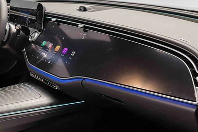 Mercedes E Klasa 300 de 4-Matic AMG