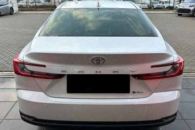 Toyota Camry Prestige 2.5 Hybrid Dynamic Force