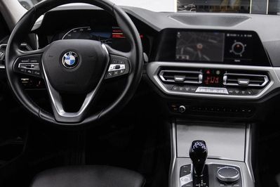 BMW Seria 3 320d xDrive mHEV Advantage sport-aut