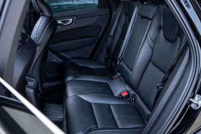 Volvo XC60 B5 AWD Ultra Black Edition