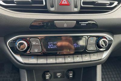 Hyundai i30 1.5 T-GDI Smart