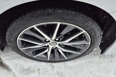 Toyota Camry 2.5 Hybrid Prestige