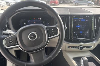 Volvo XC60 T6 Plug-In Hybrid AWD Core