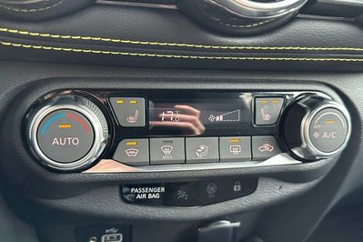 Nissan Juke 1.0 DIG-T Kiiro DCT