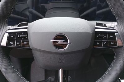 Opel Astra GS 1.2 Turbo