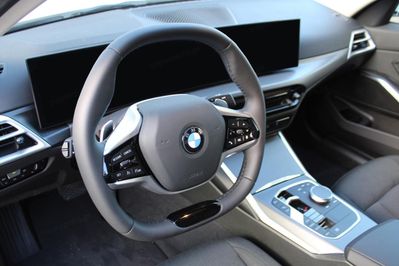 BMW Seria 3 320i xDrive