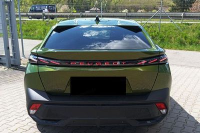 Peugeot 408 GT Exclusive e-DCS7 1.6 Plug-in Hybrid