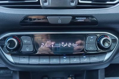 Hyundai i30 1.5 T-GDI Smart DCT