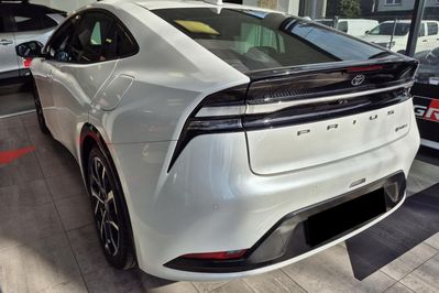 Toyota Prius Prestige 2.0 Hybrid Plug-in