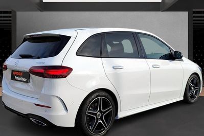 Mercedes Klasa B 220 4MATIC AMG Line